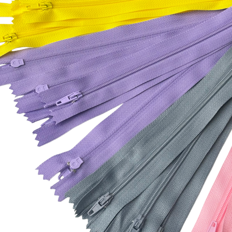 Fermetures éclair fermée colorée pour la couture - N°3 - 19,5cm